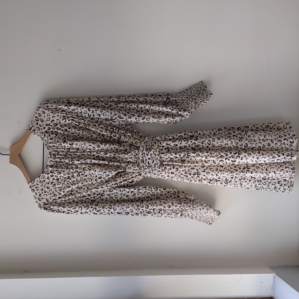 11 Honore Valentina Animal Print Long Sleeve Dress Women's 20